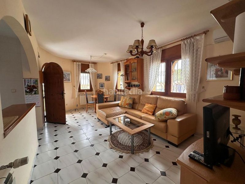 Foto b824418c-e4cd-44b6-83a6-42384465276d. Casa en Centre Miami Platja