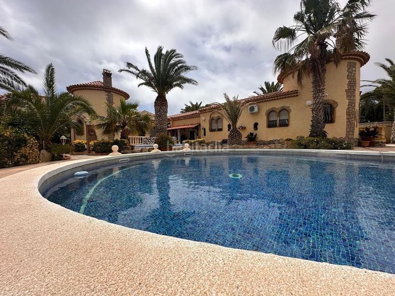 Foto bf13e5c7-e3a7-4b1e-af5f-4636e2e4e790. Casa en Centre Miami Platja