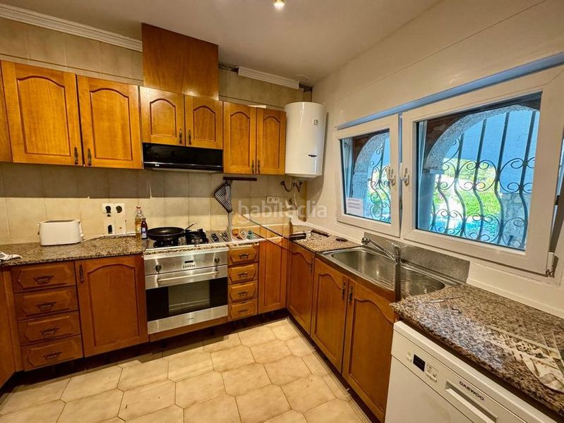 Foto beb11720-1930-41f4-b243-abf4f73a78a1. Casa en Centre Miami Platja