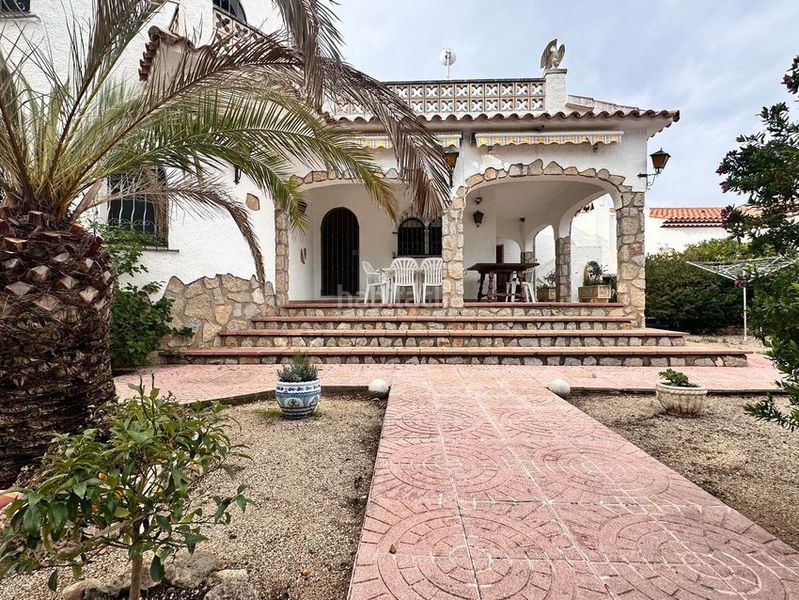 Foto d1335646-3b69-481b-aff8-2a182fe8f848. Casa en Centre Miami Platja