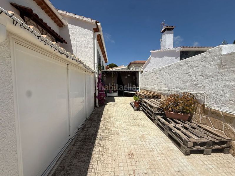 Foto d4d1111e-426e-4a9b-8361-f17ec8b19923. Casa a Centre Miami Platja