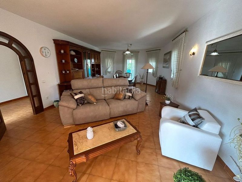 Foto 98eacfe7-9283-43eb-ab46-37516c2c5e93. Casa a Centre Miami Platja