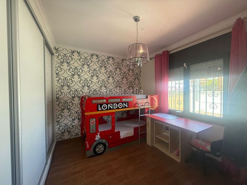 Foto 5a4ba0b6-c78d-4e66-9fe1-6b6ef69a72fb. Apartament amb piscina a Poble Mont-roig del Camp