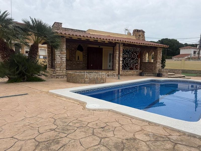 Foto f9cfc408-92a5-48c7-bd4f-c415be700ea4. Casa en Centre Miami Platja