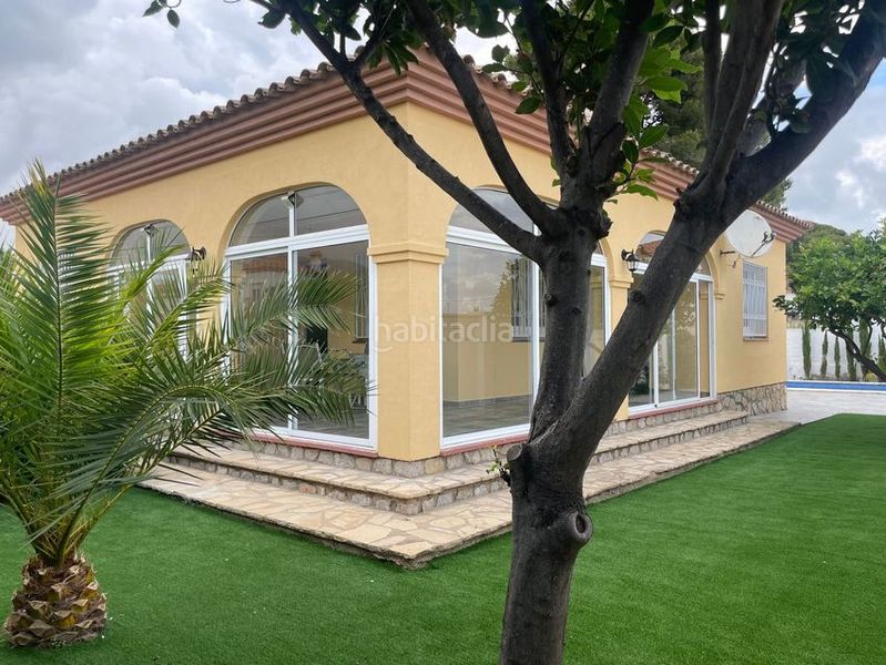 Foto 46818cc8-748b-433d-86bc-e2f292ded2de. Casa en Centre Miami Platja