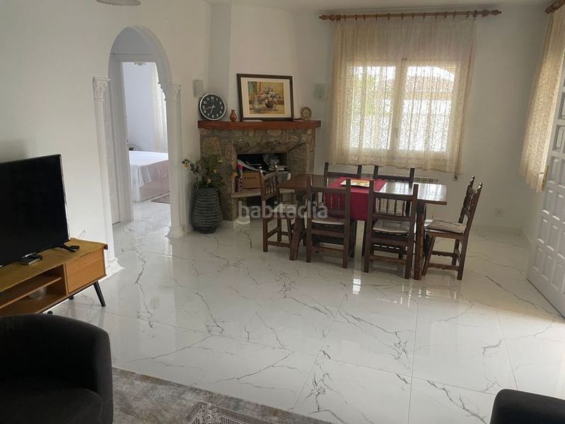 Foto 48756769-8e93-459a-ad7c-0cb77f52cd9c. Casa en Centre Miami Platja