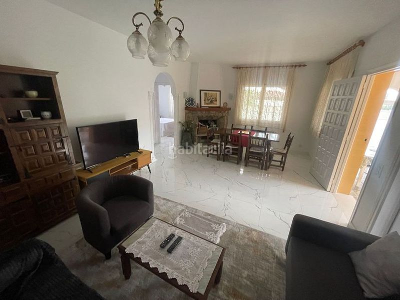 Foto a3a2810f-e081-4c69-bfb1-6fb04d4fb114. Casa en Centre Miami Platja