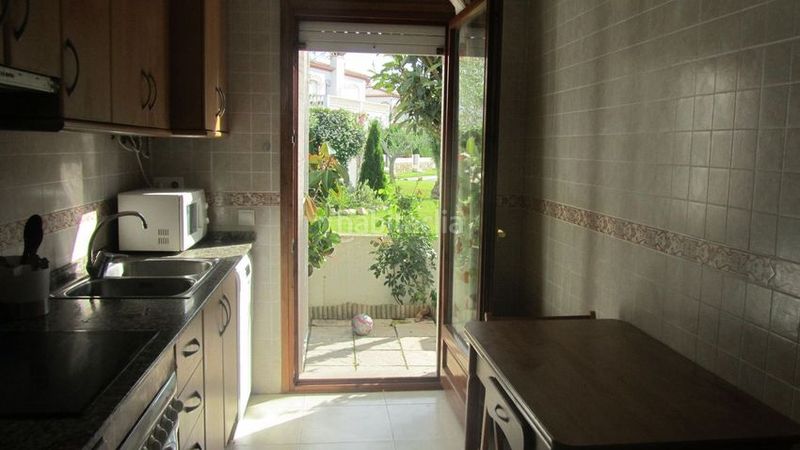 Foto 5294a394-3d73-4ca7-aae2-8c4ee2a83a49. Casa amb piscina a Poble Mont-roig del Camp