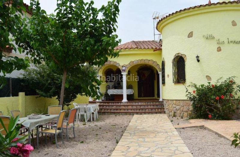 Foto c95dfe35-b709-4686-b9a5-f4cd436fa05f. Casa en Centre Miami Platja