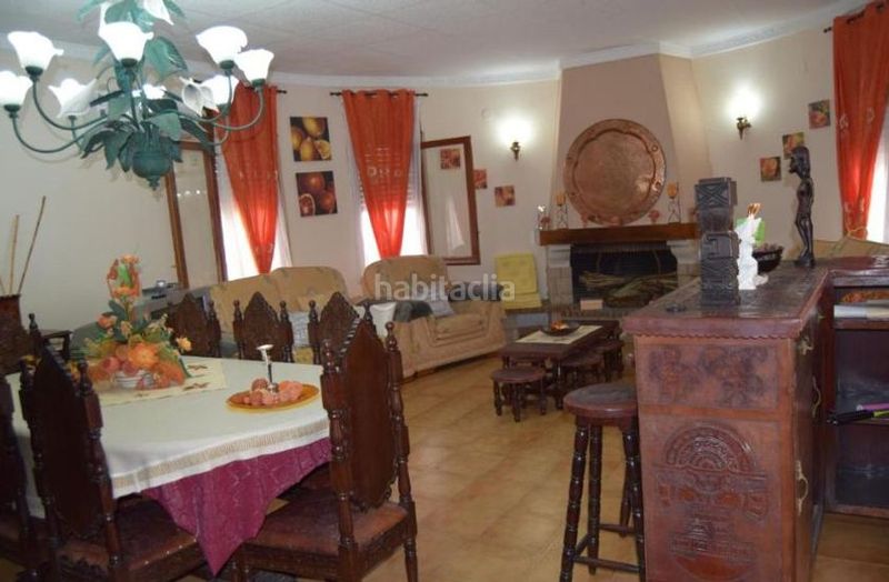 Foto d0bca450-4ad2-4071-806f-8db6867b5c80. Casa en Centre Miami Platja