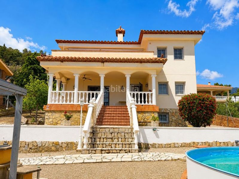 Foto a2c5b629-5299-4ed5-a5ff-ddacf7e2894a. Casa con piscina in Pratdip