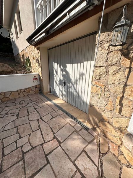 Foto d0276e68-0b47-4996-a495-f43728ed9186. Casa con piscina in Pratdip