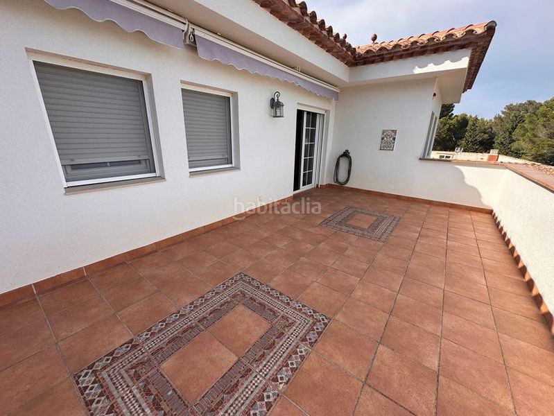 Foto f4d46304-a628-4085-8a19-41cc3631132c. Casa con piscina in Pratdip