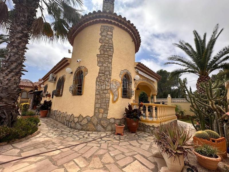 Foto 8e8c9e66-f491-43da-a8c9-0d643dc7d217. Chalet with heating parking pool in Centre Miami Platja