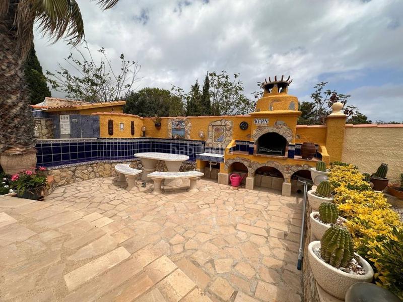 Foto 97730aa0-0ae5-4ea2-8c9b-e1239c9ec361. Xalet amb calefacció aparcament piscina a Centre Miami Platja