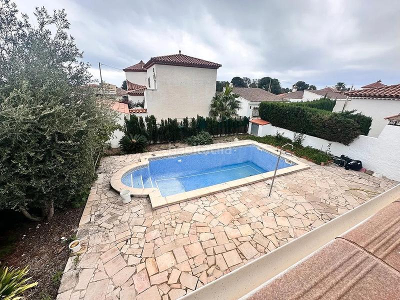 Foto 29d775f4-b62f-4a88-9d47-994515cbdc32. Chalet avec parking piscine dans Poble Mont-roig del Camp