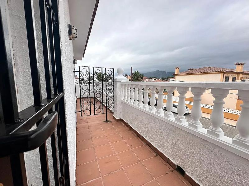 Foto e61acab0-c3d5-492a-b77b-98e048f94d7b. Chalet avec parking piscine dans Poble Mont-roig del Camp