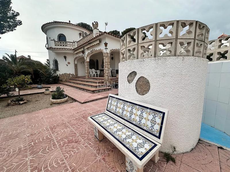 Foto 57a54c74-d009-4a0a-9aa8-b274d271f9f5. Chalet con camino riscaldamento parcheggio piscina in Mont-roig del Camp