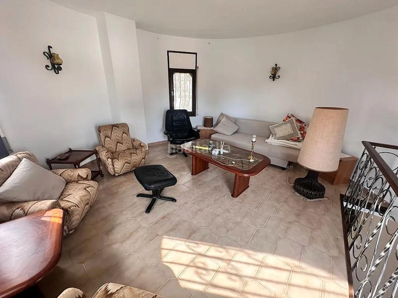 Foto d9f6929e-4146-4017-9415-e87e80a2b520. Chalet con camino riscaldamento parcheggio piscina in Mont-roig del Camp