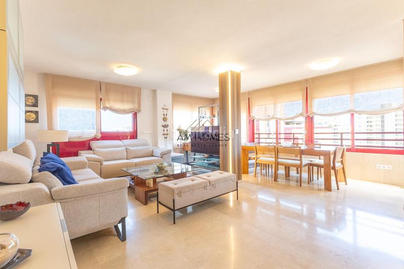 Foto eb25fb7f-c6aa-46bc-a6f2-605af9dff804. Ático exclusivo ático dúplex en Playa de San Juan Alicante