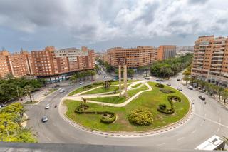 Piso en Garbinet - Parque de las Avenidas. Exclusivo piso exterior reformado en gran vía con balcón, garaje