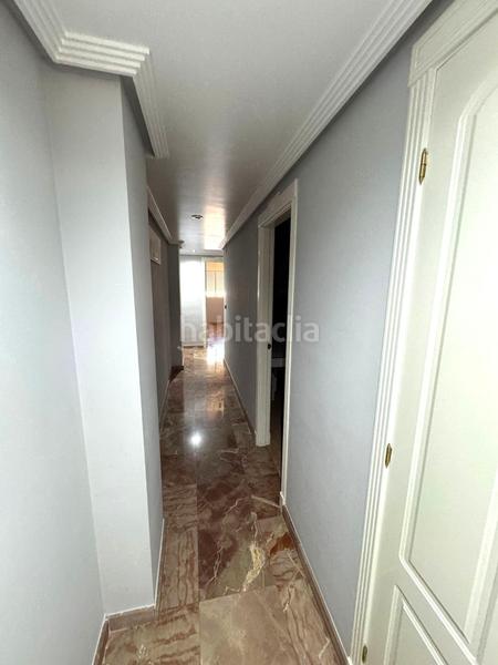 Foto b5193e4d-f909-468c-ba7d-45b819d7cdea. Pis amb aparcament a Ensanche-Diputación Alicante