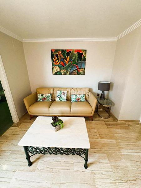 Foto bafbb444-87ce-4f00-a81f-39f16d90b354. Dachwohnung mit parking in Ensanche-Diputación Alicante