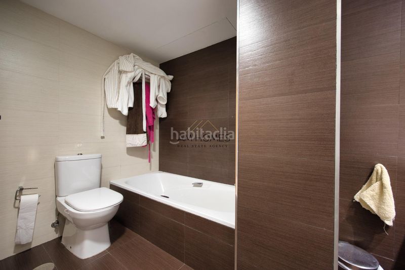 Foto a63aea34-b1ef-496c-abc1-2ff2c6e0e0f2. Pis amb aparcament piscina a Vistahermosa Alicante