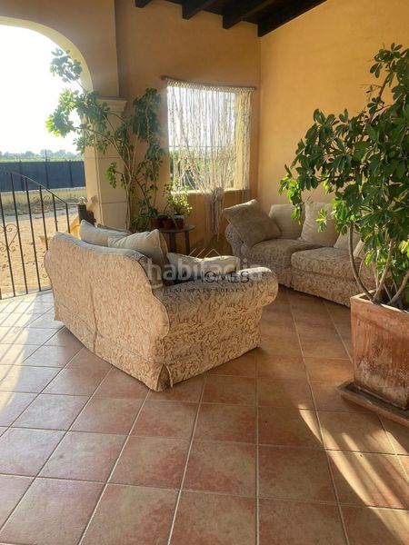 Foto 38f44774-3d9c-4690-be41-f71c150fecc0. Chalet espectacular chalet independiente con 10.000 m2 de parcela, piscina y casa de invitados en Elche / Elx