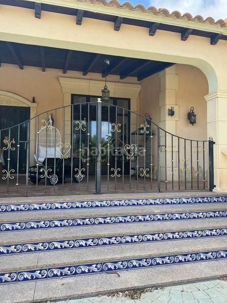 Foto ad19b6d2-fc55-4f45-a20c-a0bc525be6d5. Chalet espectacular chalet independiente con 10.000 m2 de parcela, piscina y casa de invitados en Elche / Elx