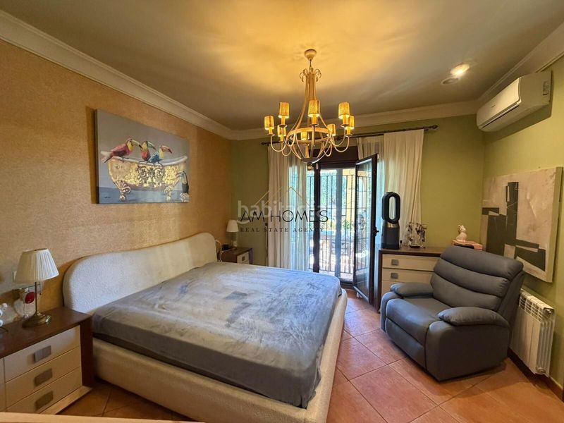 Foto b95aa814-51c3-4fb9-80c9-e35b94c55bf4. Chalet espectacular chalet independiente con 10.000 m2 de parcela, piscina y casa de invitados en Elche / Elx