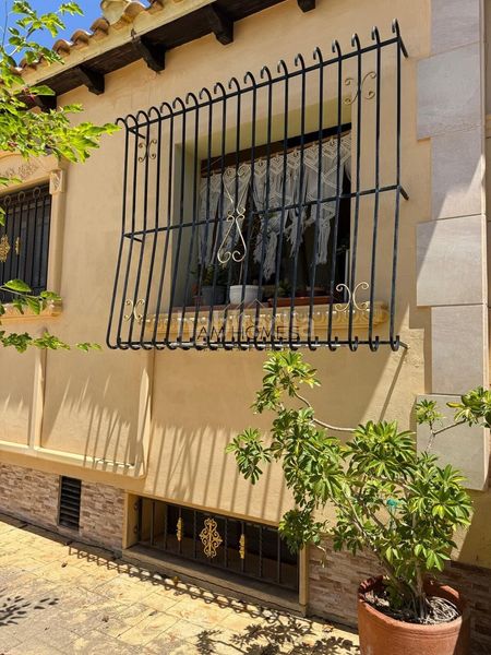 Foto e4285f93-915b-490b-b48b-c05efd1ef13f. Chalet espectacular chalet independiente con 10.000 m2 de parcela, piscina y casa de invitados en Elche / Elx