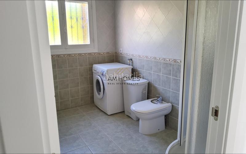 Foto b3ecd408-5c5c-4202-af6a-3d02648db7fb. Casa amb calefacció aparcament a Pueblo Español-Coveta Fumá Campello (el)