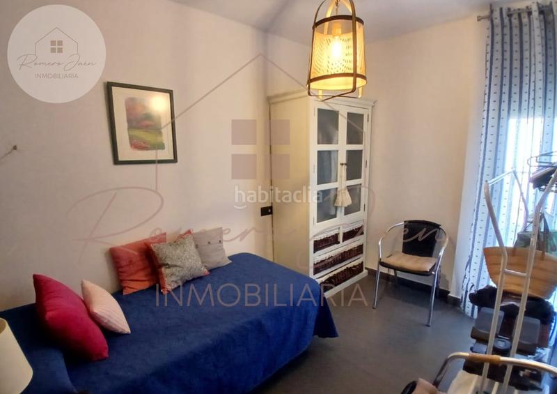 Foto ebd300a5-ce95-4473-8eed-1f6dce08f682. Piso en El Valle - Universidad Jaén