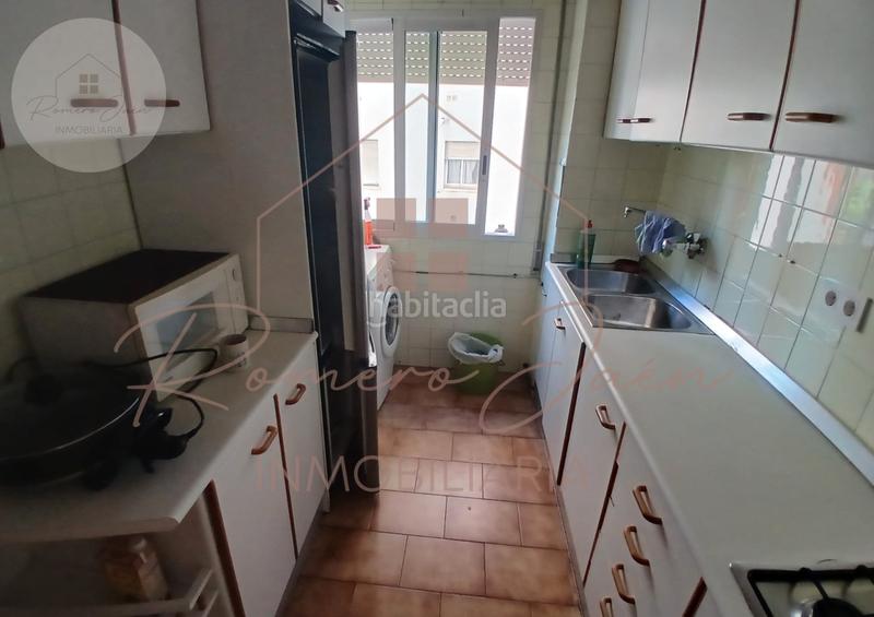 Foto 1329df03-c051-4974-bc69-ca68c5d0c490. Miete etagenwohnung in Peñamefecit - Avda Barcelona Jaén