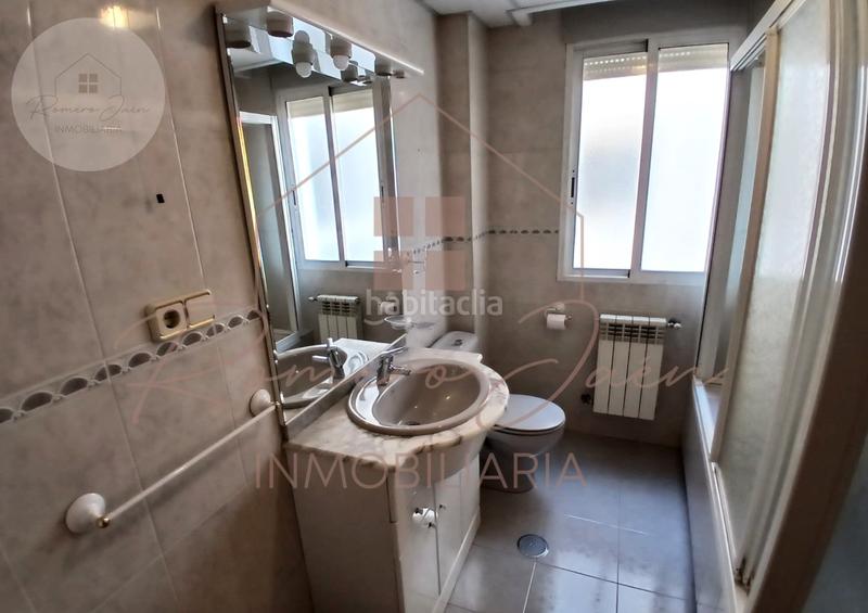 Foto 1b5e851d-5d4f-4744-9694-2099f85bfd4c. Casa amb aparcament a San Ildefonso - Catedral Jaén