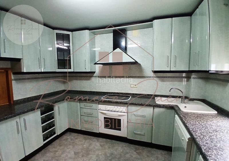 Foto ddbd85e2-df9e-4da9-9bb9-9b810444e81c. Casa amb aparcament a San Ildefonso - Catedral Jaén