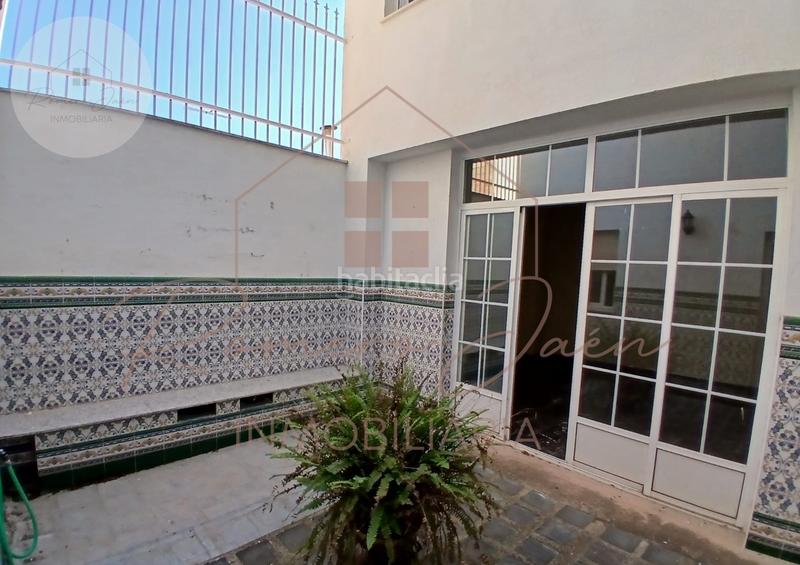 Foto f046a052-1da9-475a-9e49-0f378f555e0e. Casa amb aparcament a San Ildefonso - Catedral Jaén