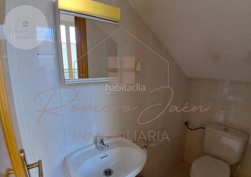 Foto f1b3d302-ab9b-4268-8ac8-296e259f3b5e. Casa amb aparcament a San Ildefonso - Catedral Jaén