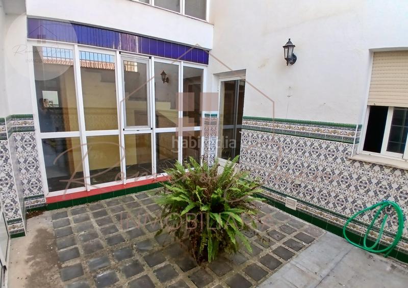 Foto 83b8e8eb-beb6-4d74-8ace-fe136d8ffc7e. Haus mit parking in San Ildefonso - Catedral Jaén