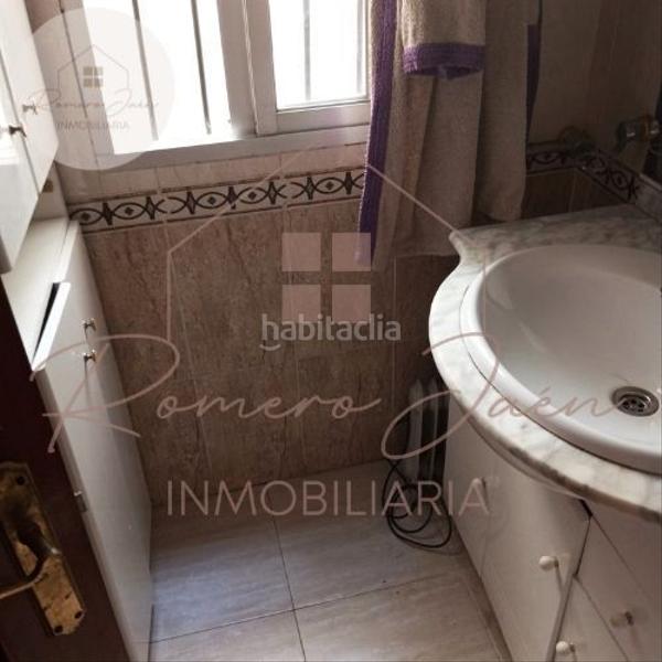 Foto 2bb294c1-bfa6-46b0-87d8-f704bdeebab6. Maison dans Ctra. Circunvalación - La Magdalena Jaén