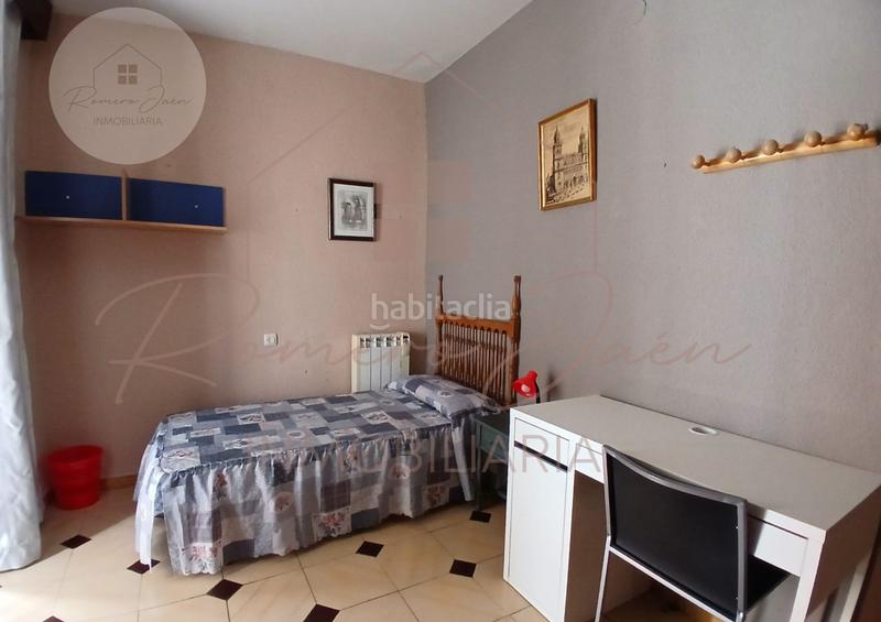 Foto ea7ecfd2-55a1-4fc1-ae60-b997965b8008. Casa en Ctra. Circunvalación - La Magdalena Jaén