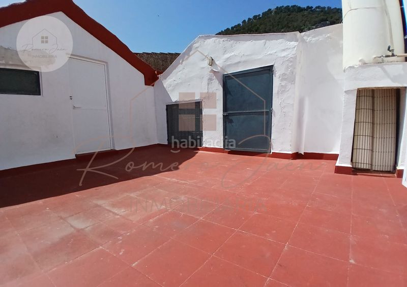 Foto 15950de7-af4f-4a8b-90bb-d6fc0400235d. Casa amb calefacció a Ctra. Circunvalación - La Magdalena Jaén