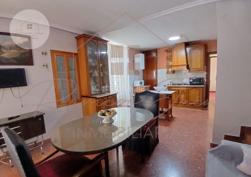 Foto 8d50dbb5-4248-42f3-89d8-19672238590e. Casa amb calefacció a Ctra. Circunvalación - La Magdalena Jaén