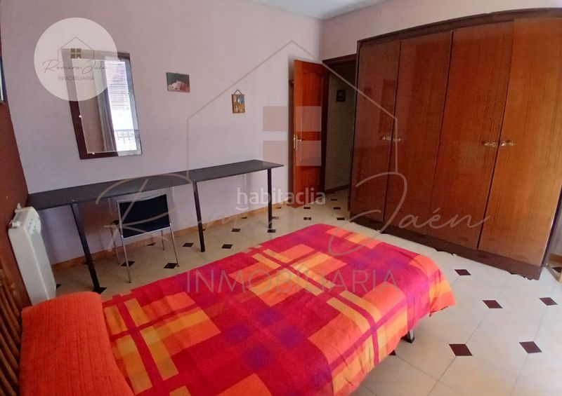 Foto a5ba4637-ffd8-4166-bd18-21f0812ea495. Casa amb calefacció a Ctra. Circunvalación - La Magdalena Jaén
