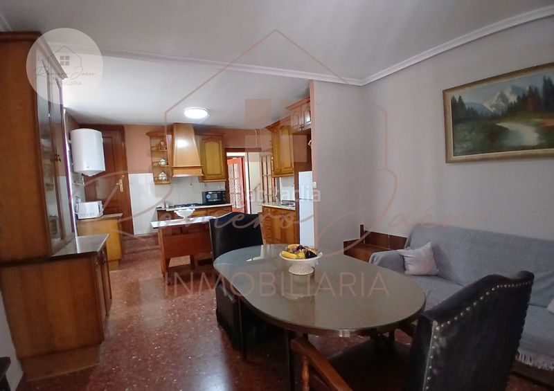 Foto b9c11ee1-2fe7-4670-84ae-1e3e9874585e. Casa amb calefacció a Ctra. Circunvalación - La Magdalena Jaén