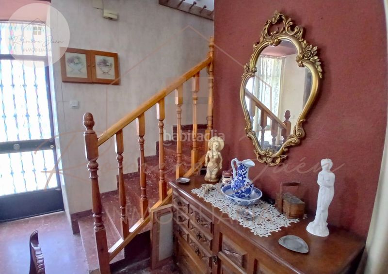 Foto c0f78bb7-2a89-4d7a-a62a-fda69690ae0c. Casa amb calefacció a Ctra. Circunvalación - La Magdalena Jaén