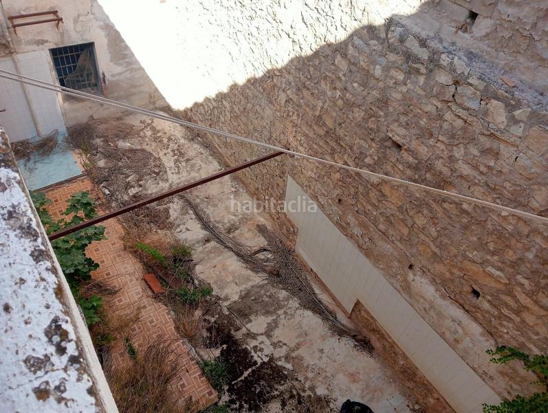 Foto af44937f-3cc6-455f-bb8a-0397b620c9f8. Edificio en San Felipe - El Almendral - La Merced Jaén