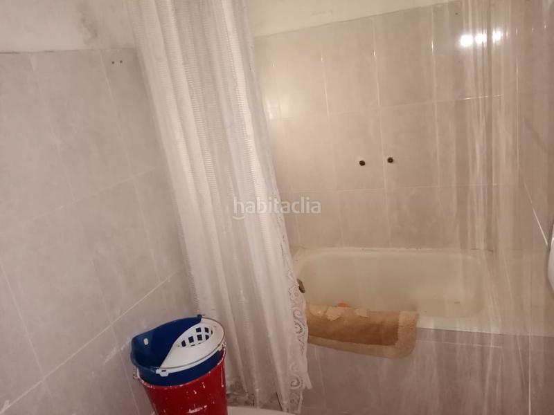 Foto b563febb-cd57-432b-b7c4-9849dda9ace7. Edificio en San Felipe - El Almendral - La Merced Jaén