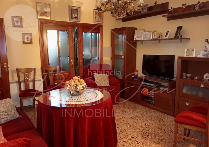 Foto f2ff12d8-1af4-48bb-ac33-d60289241449. House with heating in San Felipe - El Almendral - La Merced Jaén